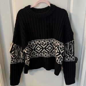H&M Black and White Patterned Sweater